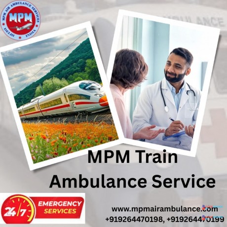 mpm-train-ambulance-in-patna-comes-with-medical-support-unit-during-move-big-0