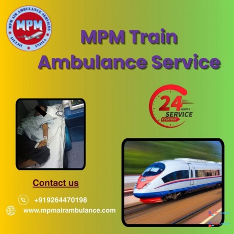 the-personnel-of-mpm-train-ambulance-in-guwahati-is-always-there-for-you-big-0