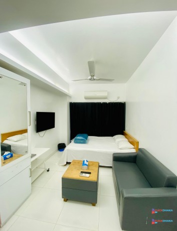 stylish-1-room-studio-with-premium-furniture-in-bashundhara-ra-big-0