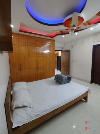 rent-furnished-4-bedroom-apartment-in-bashundhara-ra-big-1