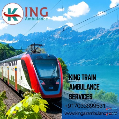 king-offers-inspections-regularly-during-transit-in-bangalore-in-a-train-ambulance-big-0