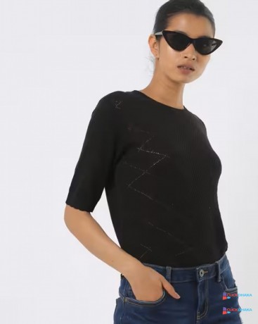 checked-pullover-with-scalloped-hems-big-0