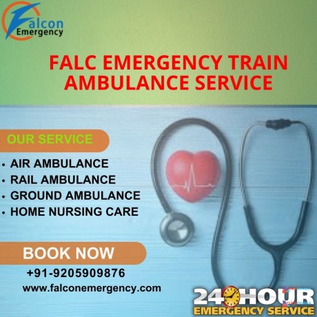 falc-emergency-assists-with-public-transport-in-patna-with-its-train-ambulance-big-0