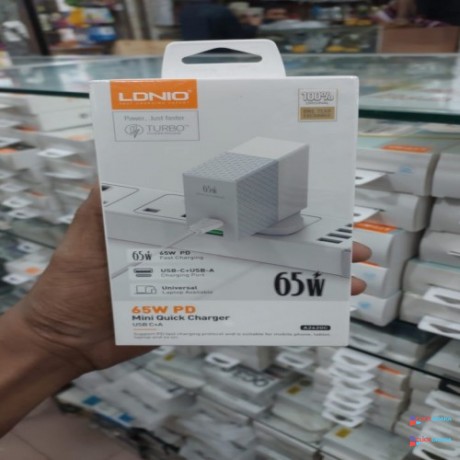 ldnio-a2620c-charger-usb-a-type-c-charging-port-65-w-pd-mini-quick-charger-big-0