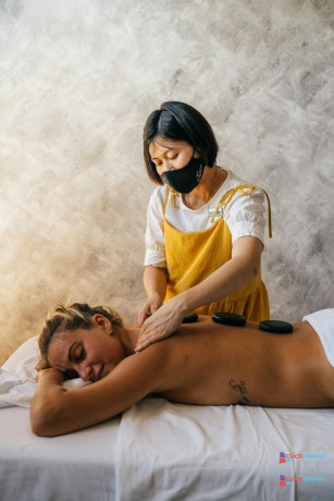 aromatherapy-hot-oil-massage-in-dhaka-stress-relief-therapy-big-0