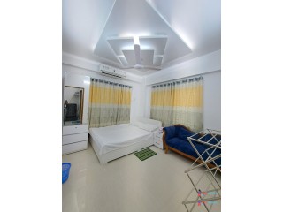 Furnished 1-Bedroom Apartment Rent in Bashundhara R/A,Dhaka