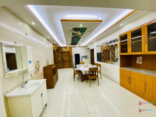 comfort-4-bedroom-apartment-rent-in-bashundhara-radhaka-big-1