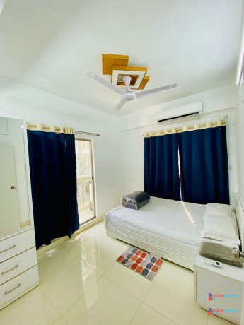 luxury-2-bhk-furnished-apartment-rent-in-bashundhara-ra-big-0