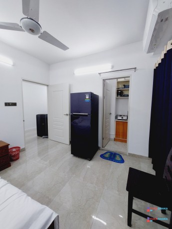 modern-2-bedroom-apartment-for-rent-in-bashundhara-ra-fully-furnished-big-2