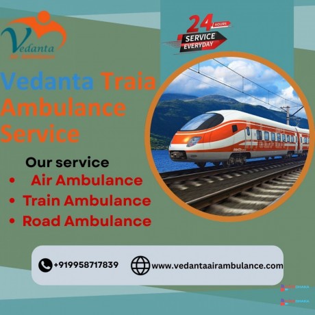 vedanta-train-ambulance-service-with-life-saving-medical-team-in-vellore-big-0