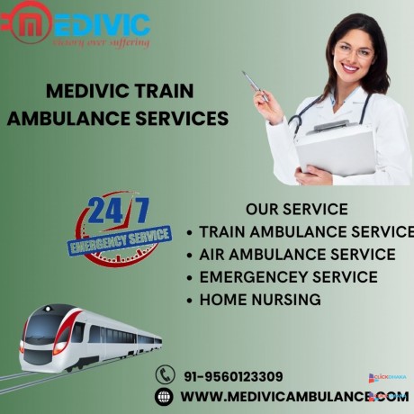 medivic-train-ambulance-in-patna-pays-attention-to-patients-equipped-fully-big-0