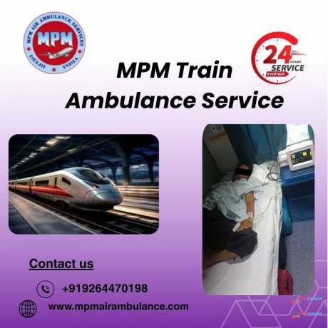 mpm-train-in-darbhanga-provides-care-during-ambulance-transfer-big-0